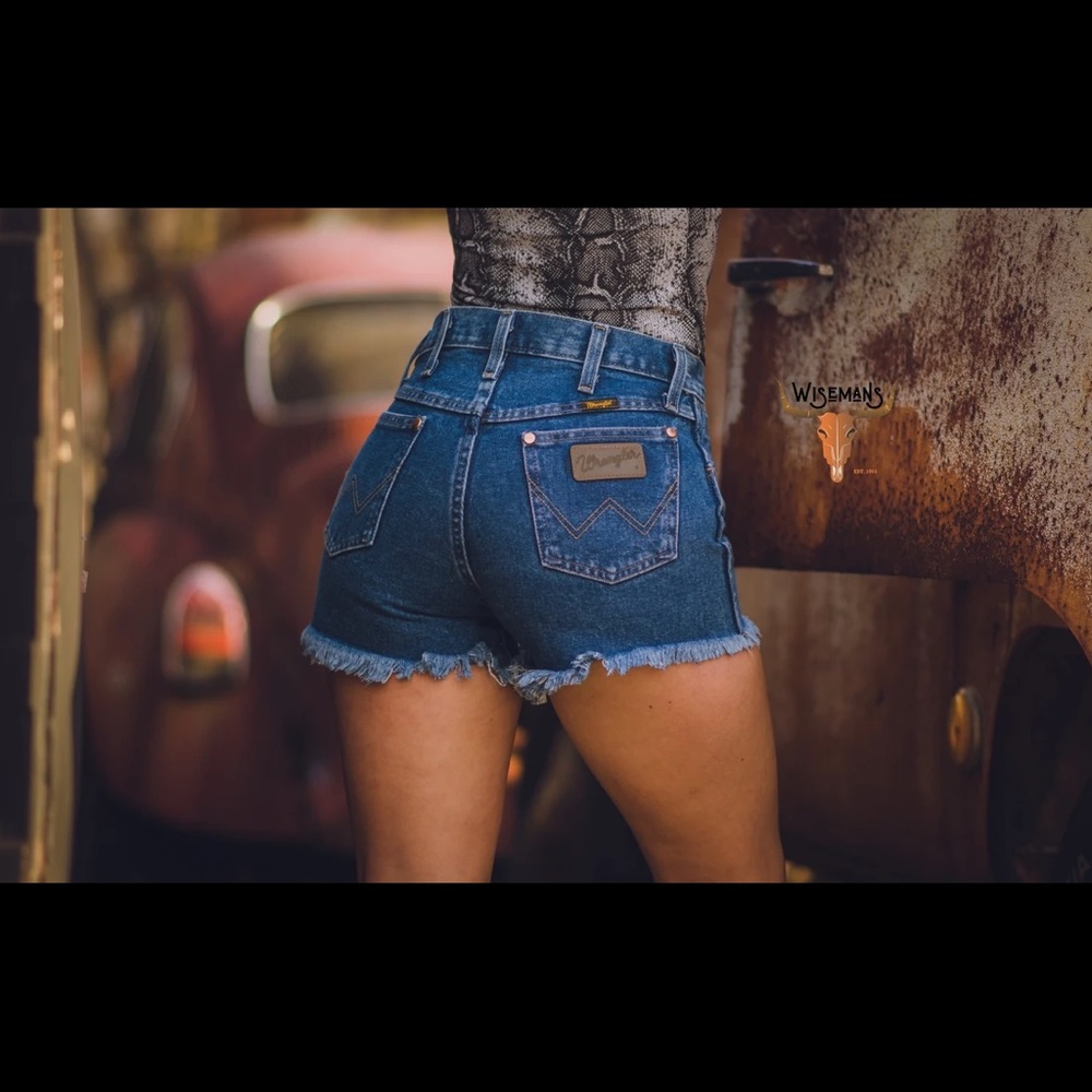 NWT Wrangler Re-Worked Denim Cut-Off Shorts